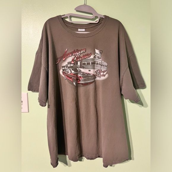 American Classics Car Drive Up & Dig In! Diner Graphic Print Gildan T-Shirt. 3X. - Picture 4 of 11